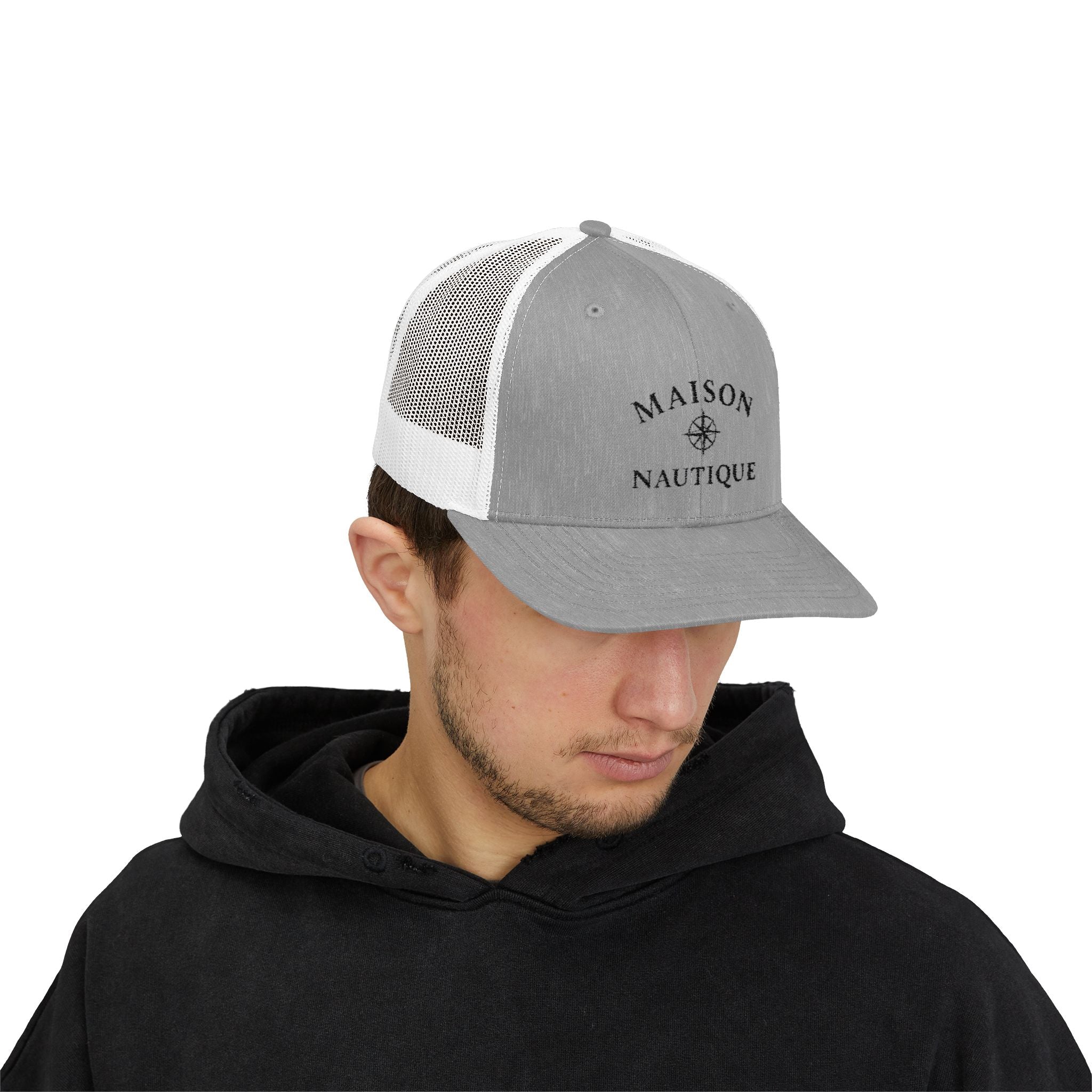 Maison Nautique Compass Trucker Hat – Classic Coastal Edition - Maison Nautique 